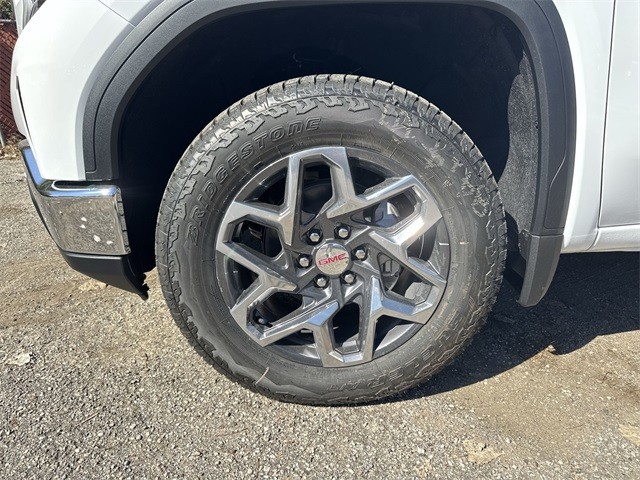 GMC Sierra 1500 Vehicle Full-screen Gallery Image 10