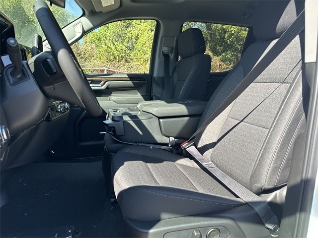 GMC Sierra 1500 Vehicle Full-screen Gallery Image 11