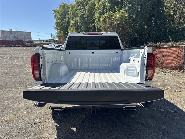 GMC Sierra 1500 Vehicle Full-screen Gallery Image 23