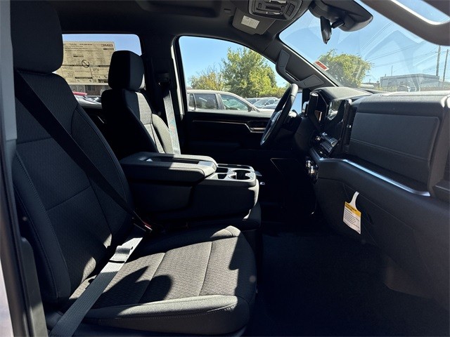 GMC Sierra 1500 Vehicle Full-screen Gallery Image 24