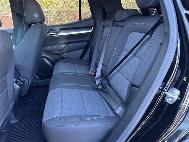 GMC Terrain Vehicle Full-screen Gallery Image 22