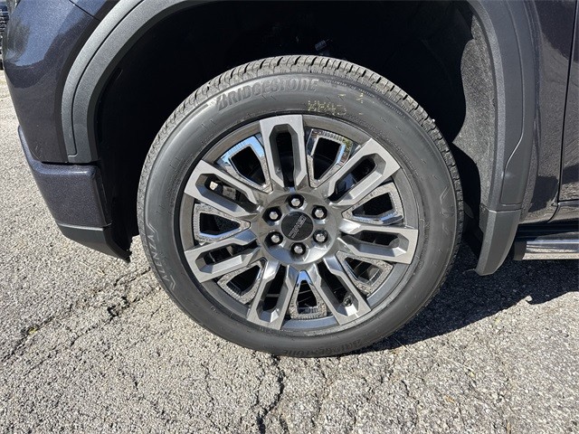 GMC Sierra 1500 Vehicle Full-screen Gallery Image 10