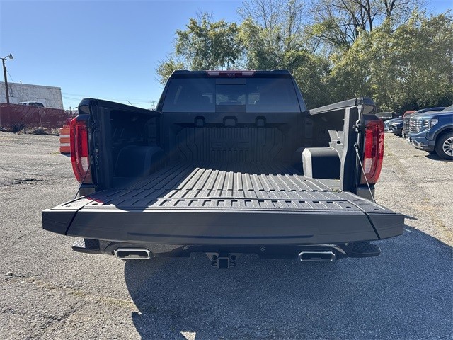 GMC Sierra 1500 Vehicle Full-screen Gallery Image 24