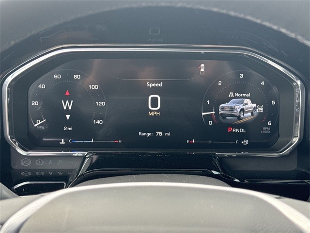 GMC Sierra 1500 Vehicle Full-screen Gallery Image 15