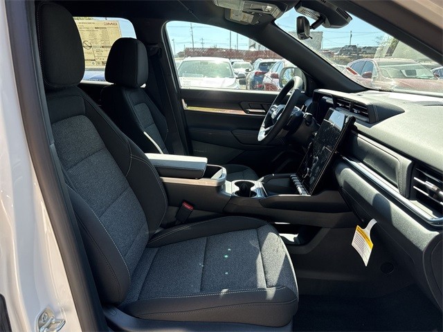 GMC Terrain Vehicle Full-screen Gallery Image 24