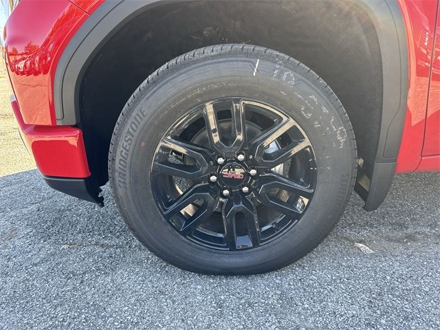 GMC Sierra 1500 Vehicle Full-screen Gallery Image 10