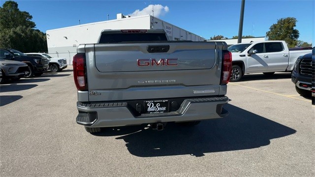 GMC Sierra 1500 Vehicle Full-screen Gallery Image 07