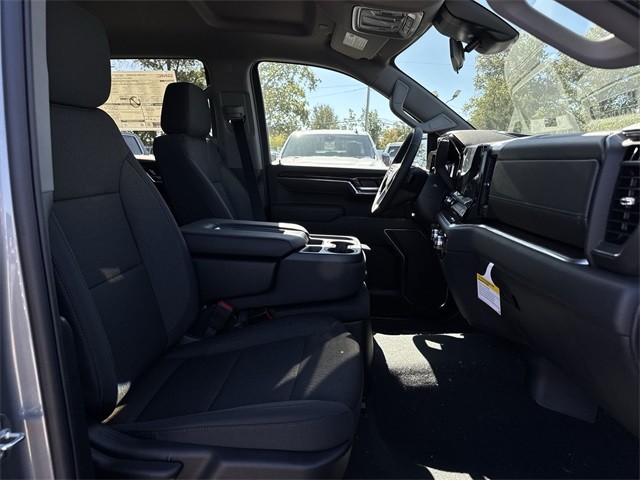 GMC Sierra 1500 Vehicle Full-screen Gallery Image 24