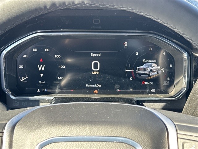 GMC Sierra 1500 Vehicle Full-screen Gallery Image 15