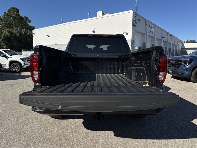GMC Sierra 1500 Vehicle Full-screen Gallery Image 23