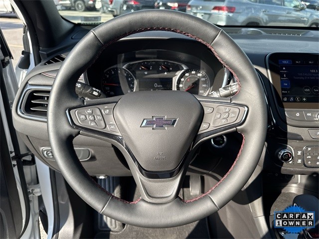 Chevrolet Equinox Vehicle Full-screen Gallery Image 14