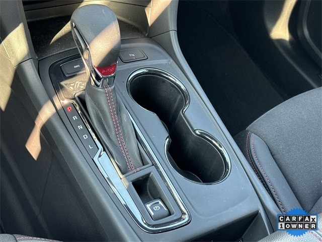 Chevrolet Equinox Vehicle Full-screen Gallery Image 19