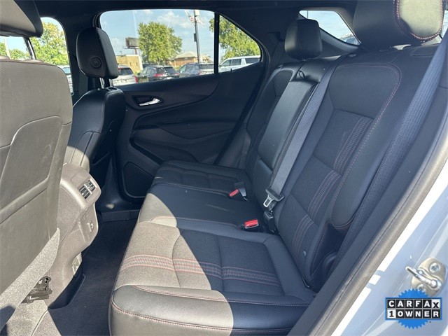 Chevrolet Equinox Vehicle Full-screen Gallery Image 27