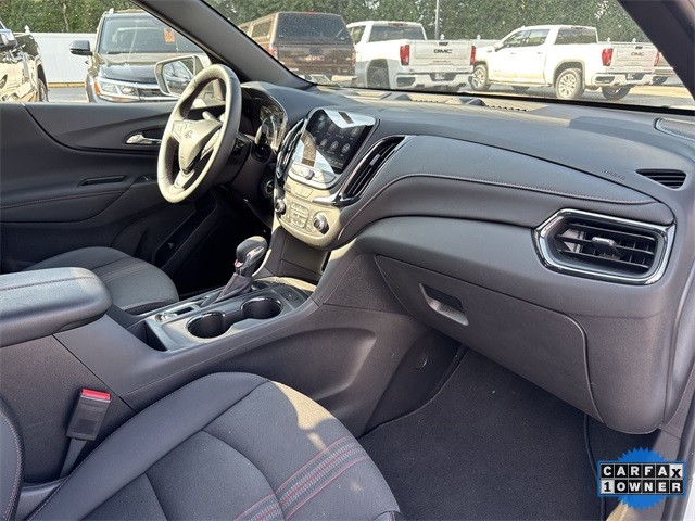 Chevrolet Equinox Vehicle Full-screen Gallery Image 31