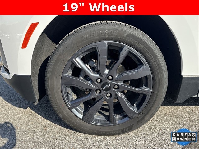 Chevrolet Equinox Vehicle Full-screen Gallery Image 35