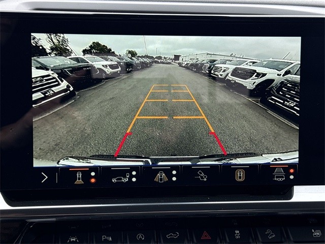 GMC Sierra 1500 Vehicle Full-screen Gallery Image 17