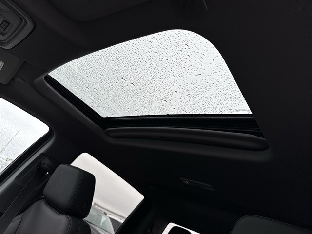 GMC Sierra 1500 Vehicle Full-screen Gallery Image 22