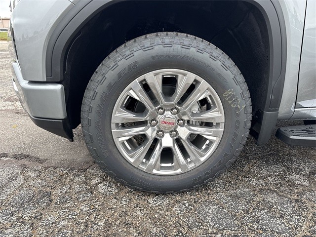 GMC Sierra 1500 Vehicle Full-screen Gallery Image 10