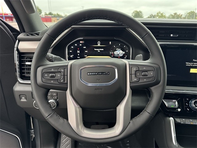 GMC Sierra 1500 Vehicle Full-screen Gallery Image 14