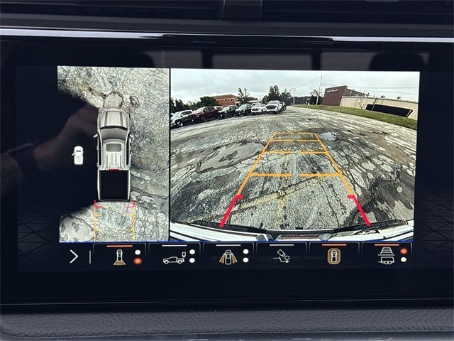 GMC Sierra 1500 Vehicle Full-screen Gallery Image 17