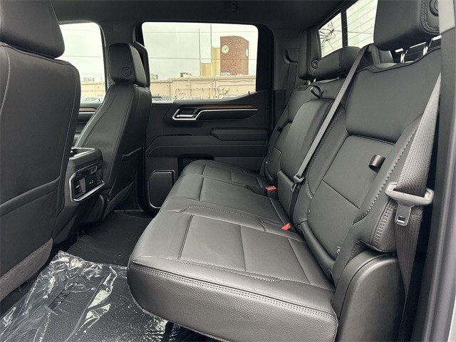 GMC Sierra 1500 Vehicle Full-screen Gallery Image 22