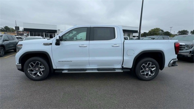 GMC Sierra 1500 Vehicle Full-screen Gallery Image 05