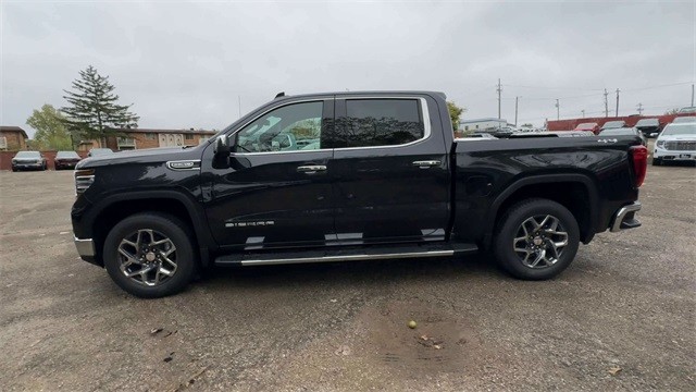 GMC Sierra 1500 Vehicle Full-screen Gallery Image 05