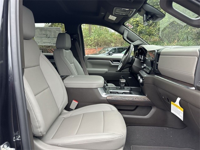 GMC Sierra 1500 Vehicle Full-screen Gallery Image 24