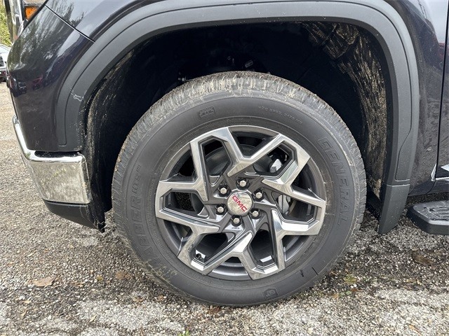 GMC Sierra 1500 Vehicle Full-screen Gallery Image 10