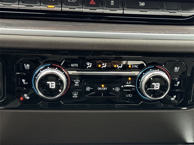 GMC Sierra 1500 Vehicle Full-screen Gallery Image 19