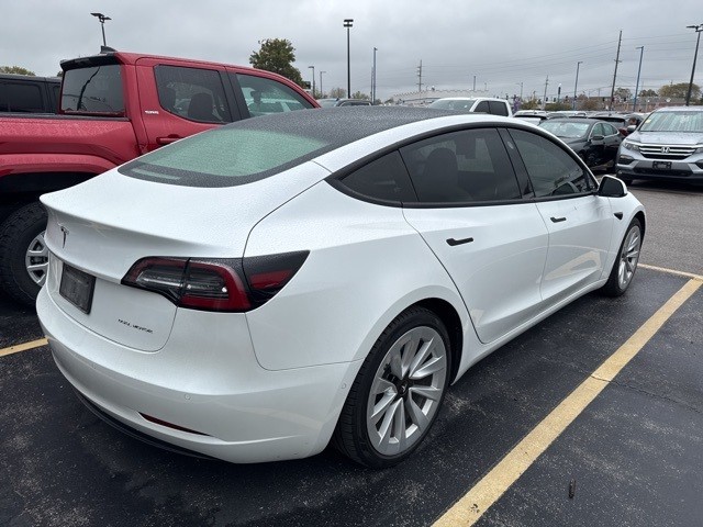 Tesla Model 3 Vehicle Full-screen Gallery Image 11