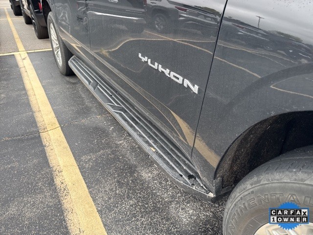 GMC Yukon XL Vehicle Full-screen Gallery Image 07