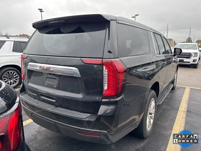 GMC Yukon XL Vehicle Full-screen Gallery Image 11