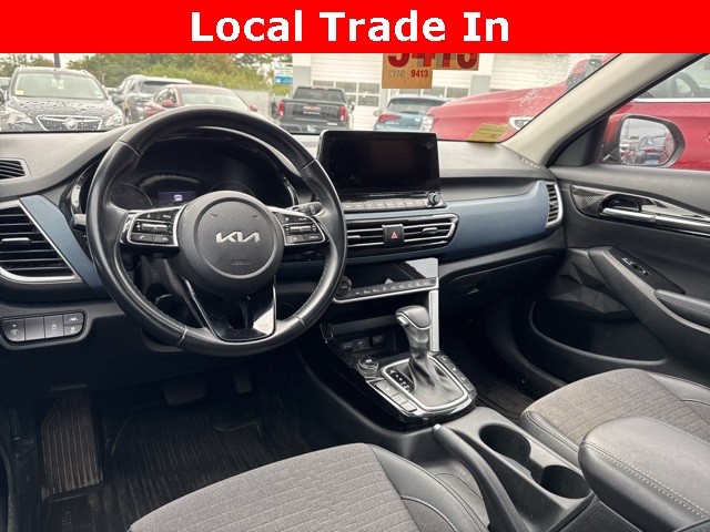 Kia Seltos Vehicle Full-screen Gallery Image 14