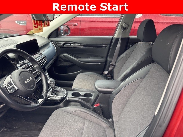 Kia Seltos Vehicle Full-screen Gallery Image 15