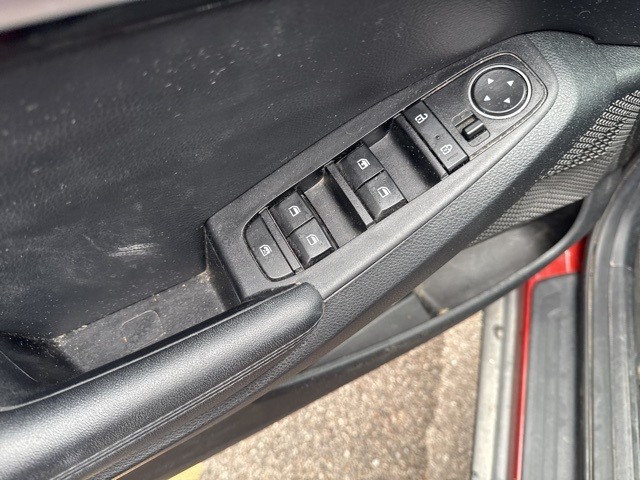 Kia Seltos Vehicle Full-screen Gallery Image 21