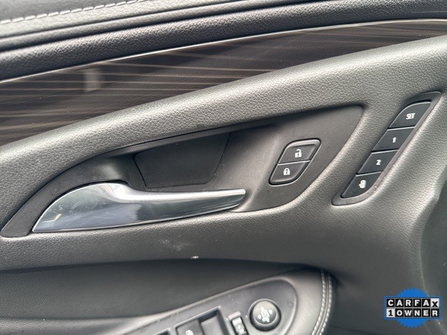 Buick Envision Vehicle Full-screen Gallery Image 20