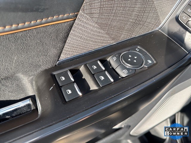 Ford F-150 Vehicle Full-screen Gallery Image 22