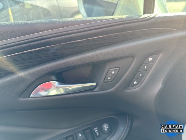 Buick Envision Vehicle Full-screen Gallery Image 19