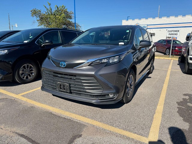 2025 Toyota Sienna