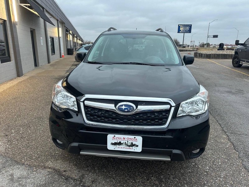 Subaru Forester Vehicle Full-screen Gallery Image 03