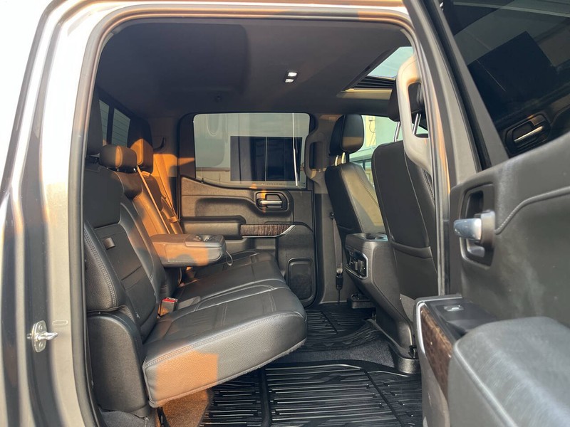 GMC Sierra 1500 Vehicle Image 11