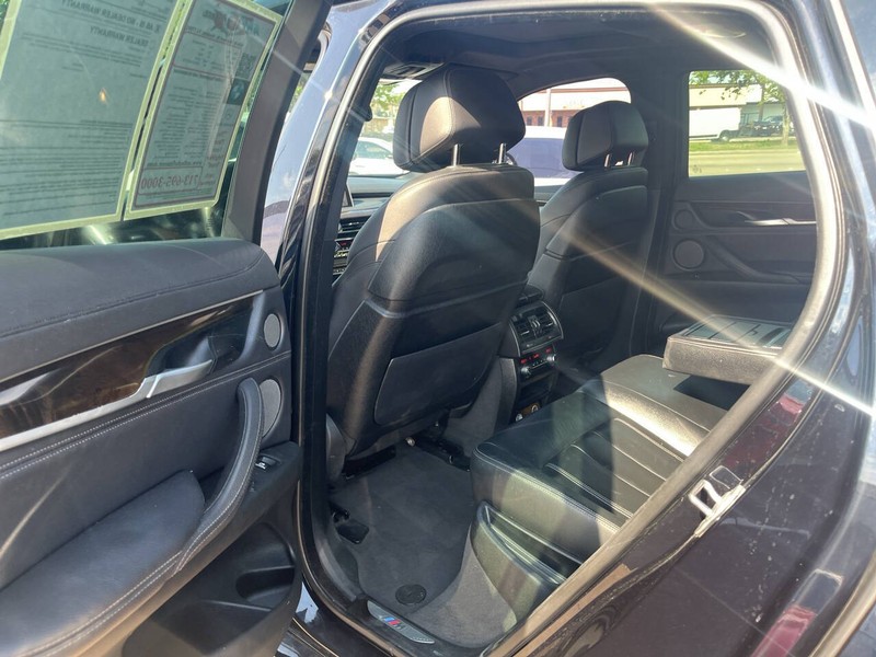 BMW X6 Vehicle Image 18