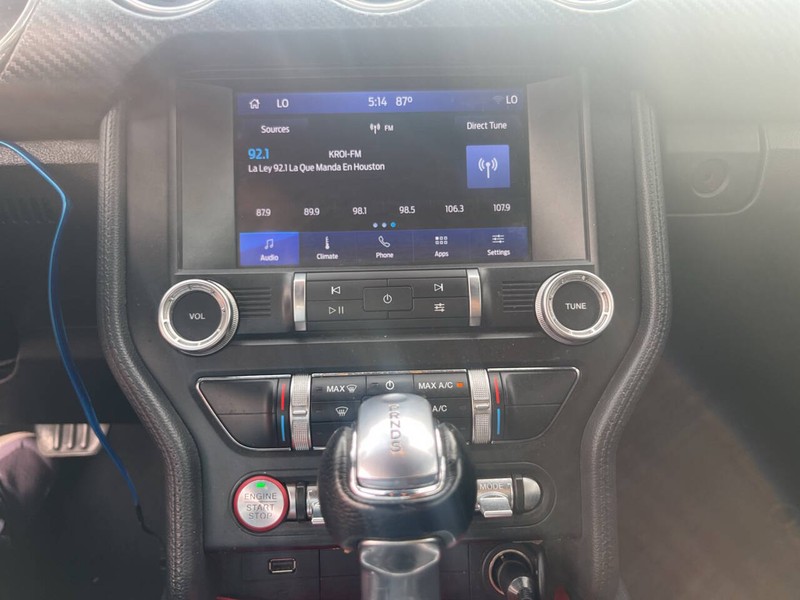 Ford Mustang Vehicle Image 11