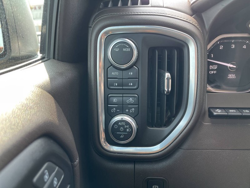 GMC Sierra 1500 Vehicle Image 15