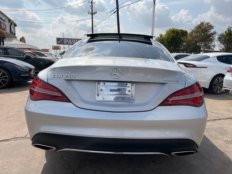 Mercedes-Benz CLA Vehicle Image 04