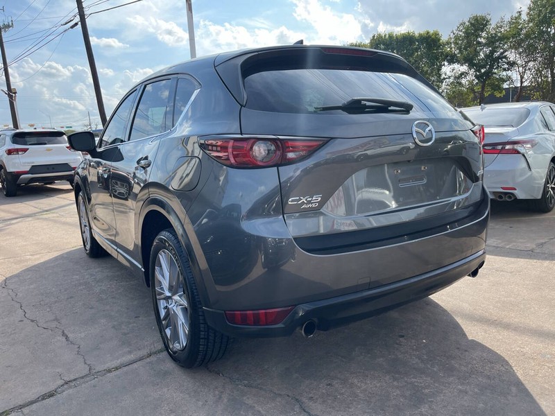 Mazda CX-5 Vehicle Image 03