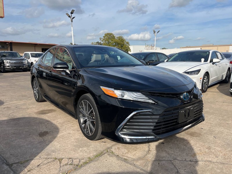 Toyota Camry Vehicle Image 06