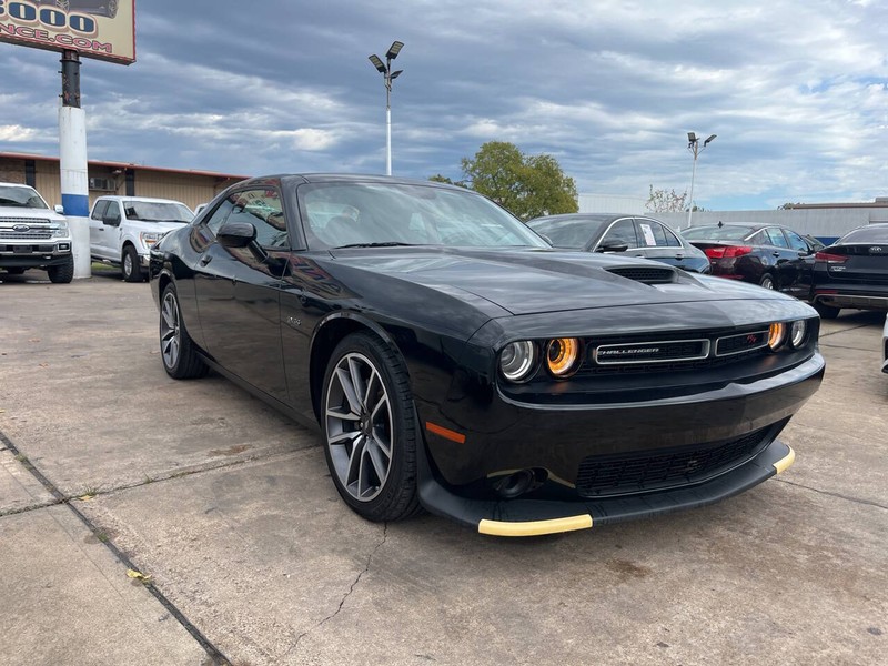 Dodge Challenger Vehicle Image 06