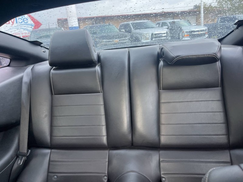 Ford Mustang Vehicle Image 10